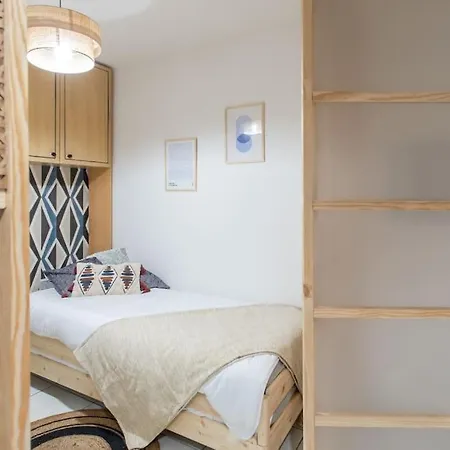 C16 - 2 Bdr Rue Antibes 4 Min Palais Festivals - Ac & Terrace Apartment Cannes