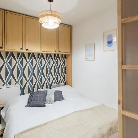C16 - 2 Bdr Rue Antibes 4 Min Palais Festivals - Ac & Terrace Apartment Cannes